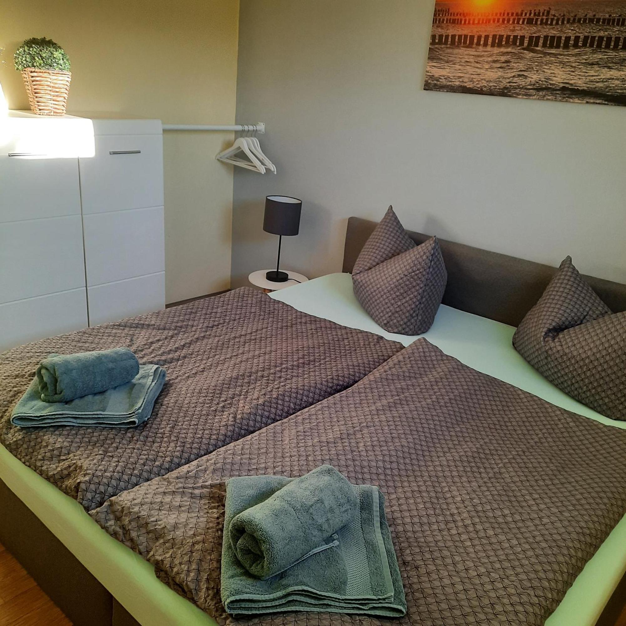Theunis Ferienwohnung Karlshagen Bagian luar foto